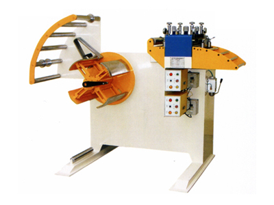 精密型材料架矯直二機一體